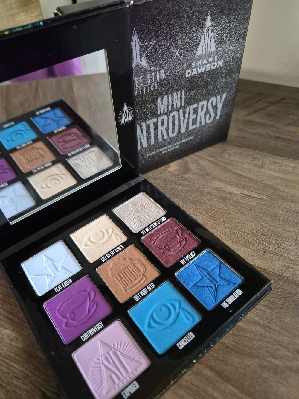 Jeffree Star x Shane Dawson Mini Controversy Eyeshadow Palette - Multicolor